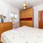 2 Bedroom Gorgeous In * Marina
