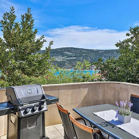 Apartament 2 Bedroom Gorgeous In