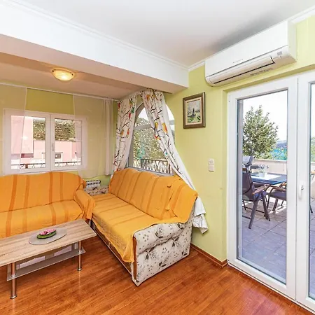 Apartament 2 Bedroom Gorgeous In