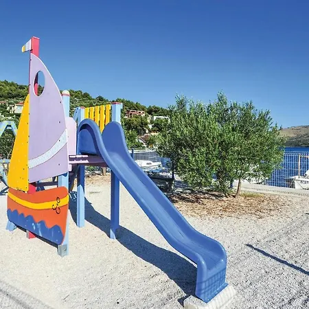 2 Bedroom Gorgeous In Appartamento *